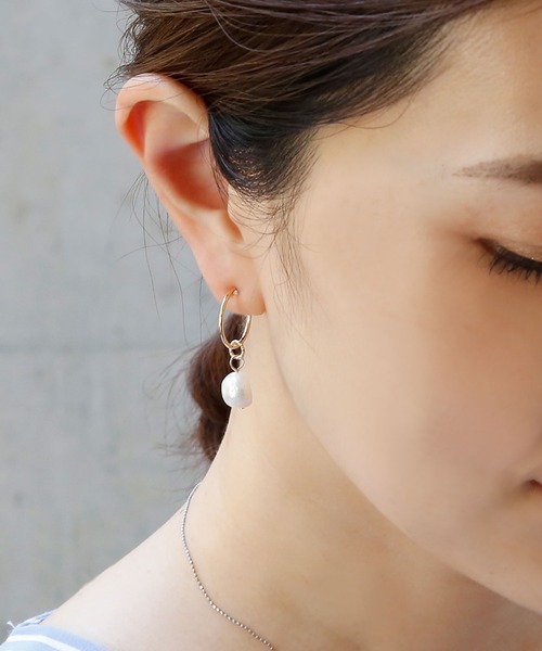 スリムフープ 淡水パールイヤリング イヤリング Colleca La コレカラ のファッション通販 Zozotown