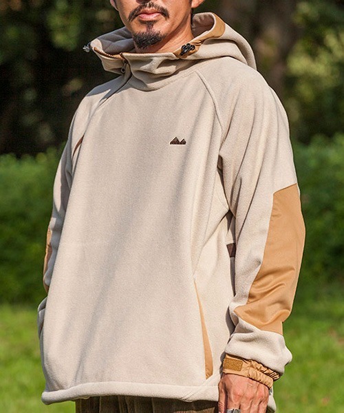 grn(ジーアールエヌ)の「grn outdoor ジーアールエヌ アウトドア NETALI HOODY プルオーバーパーカー 寝袋 シェラフ(パーカー・メンズ・ブラック/オリーブ/ベージュ・MEDIUM/LARGE)」の18枚目の写真