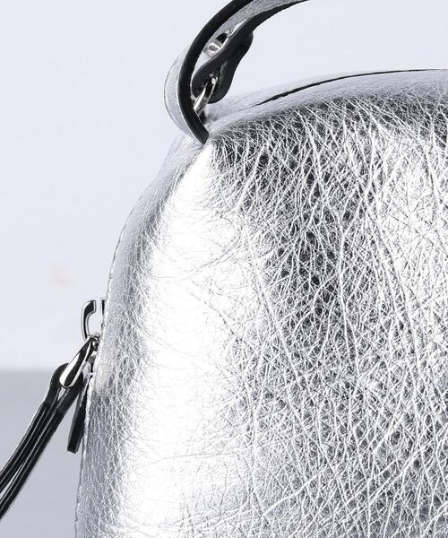 GIANNI CHIARINI（ジャンニ キアリーニ）の「＜GIANNI CHIARINI(ジャンニ キアリーニ) ＞ALIFA MET バッグ S（ショルダーバッグ・レディース・シルバー・FREE）」の8枚目の写真