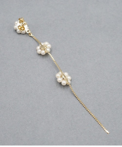 flower（フラワー）の「ゴールドパーリーフルールピアス（ピアス（片耳用）・レディース・ゴールド・FREE）」の5枚目の写真