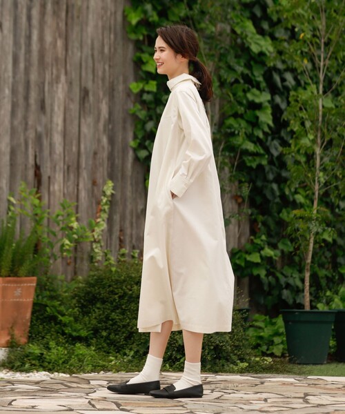 MACKINTOSH PHILOSOPHY(マッキントッシュ フィロソフィー)の「パウダリーサテンワンピース(ワンピース・レディース・ブルー/ホワイト系その他・38/36/34)」の17枚目の写真