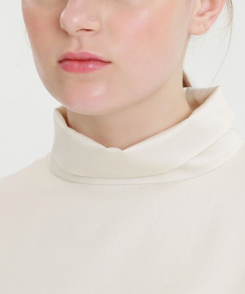 MACKINTOSH PHILOSOPHY(マッキントッシュ フィロソフィー)の「パウダリーサテンワンピース(ワンピース・レディース・ブルー/ホワイト系その他・38/36/34)」の7枚目の写真