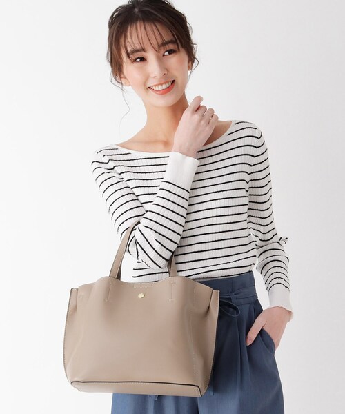 one'sterrace（ワンズテラス）の「【かるいかばん】Legato Largo 軽量フェイクレザー2wayトートバッグ（トートバッグ・レディース・ライトベージュ・99）」の7枚目の写真