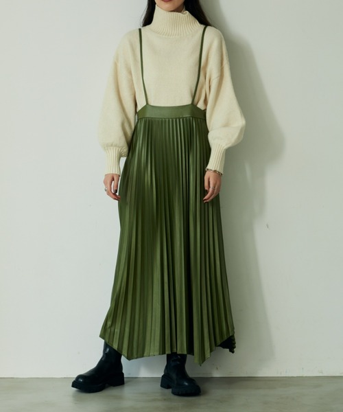 VACANCY（ヴァカンシー）の「フェイクレザープリーツスカート（スカート・レディース・ブラック/カーキ/オレンジ/ブルー・FREE）」の3枚目の写真