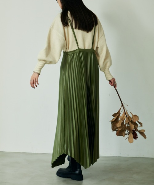 VACANCY（ヴァカンシー）の「フェイクレザープリーツスカート（スカート・レディース・ブラック/カーキ/オレンジ/ブルー・FREE）」の16枚目の写真