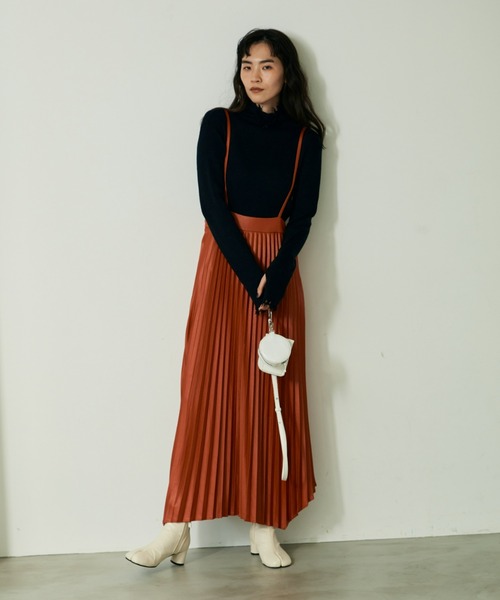 VACANCY（ヴァカンシー）の「フェイクレザープリーツスカート（スカート・レディース・ブラック/カーキ/オレンジ/ブルー・FREE）」の18枚目の写真