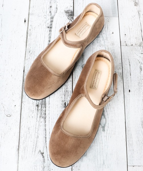 FUNALIVE(ファンアライブ)の「jou jou lier ストラップカンフーシューズ(バレエシューズ・レディース・ブラック/ボルドー/グレイッシュベージュ・M/L)」の3枚目の写真