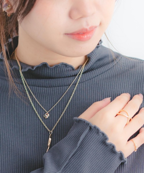 Wordtrobe(ワードトローブ)の「【wordtrobe】テレコリブ バックスリット 配色 メローインナー(Tシャツ/カットソー・レディース・チャコールグレー/ベージュ/ブラウン・FREE)」の10枚目の写真