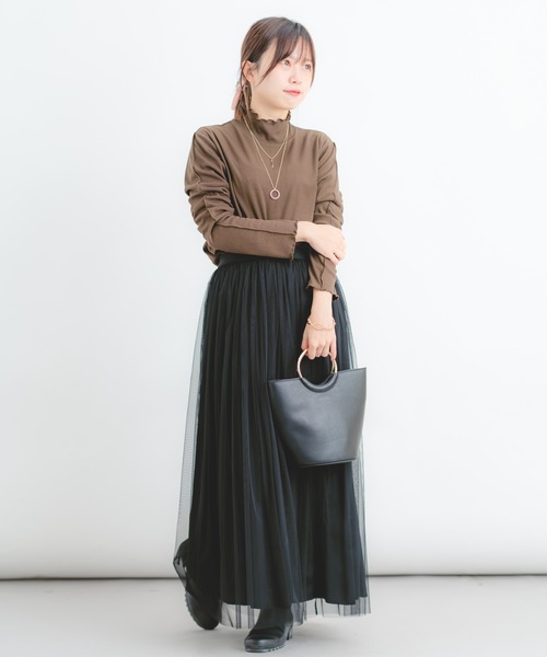 Wordtrobe(ワードトローブ)の「【wordtrobe】テレコリブ バックスリット 配色 メローインナー(Tシャツ/カットソー・レディース・チャコールグレー/ベージュ/ブラウン・FREE)」の19枚目の写真