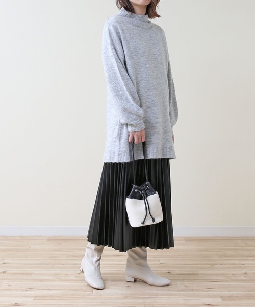 menue(メヌエ)の「スクエアトゥソフトロングブーツ(ブーツ・レディース・ブラック/アイボリー・LL/3L/S/M/L/XS)」の5枚目の写真