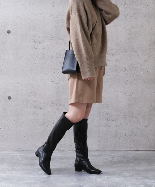 menue(メヌエ)の「スクエアトゥソフトロングブーツ(ブーツ・レディース・ブラック/アイボリー・LL/3L/S/M/L/XS)」の11枚目の写真