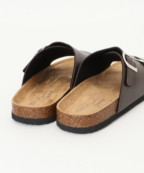 ikka（イッカ）の「2バックルフットベッドサンダル（サンダル・メンズ・オフホワイト/ブラック/ブラウン・XL/M/L）」の9枚目の写真