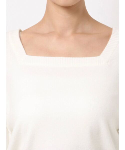 EMODA（エモダ）の「カーブギャザーニット（ニット/セーター・レディース・ブラウン/グリーン/ブラック/ホワイト・FREE）」の15枚目の写真