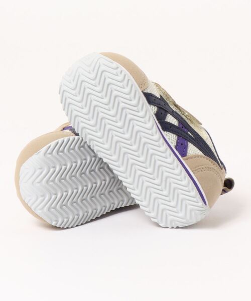 SUKUSUKU（スクスク）の「ASICS KIDS（アシックスキッズ）SUKU2（スクスク）　アイダホ BABY 4（スニーカー・キッズ・ベージュ・14.5cm/15.0cm/13.5cm/15.5cm/13.0cm/14.0cm）」の3枚目の写真