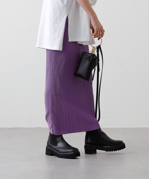 COLONY 2139（コロニートゥーワンスリーナイン）の「サテンミニプリーツスカート（スカート・レディース・グレイッシュベージュ/モカ/ブラック/パープル・FREE）」の12枚目の写真