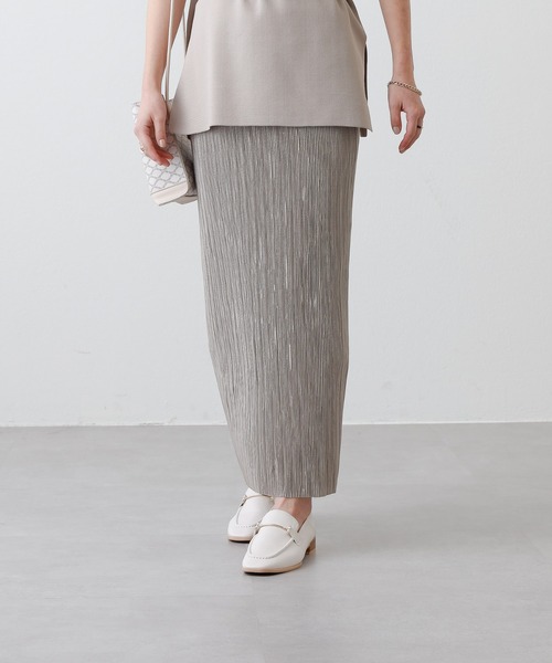 COLONY 2139（コロニートゥーワンスリーナイン）の「サテンミニプリーツスカート（スカート・レディース・グレイッシュベージュ/モカ/ブラック/パープル・FREE）」の10枚目の写真