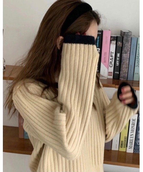 DAIS-Y（デイジー）の「バイカラーパフスリーブニット（ニット/セーター・レディース・ホワイト/ベージュ/ブラック・FREE）」の4枚目の写真