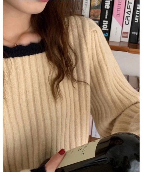 DAIS-Y（デイジー）の「バイカラーパフスリーブニット（ニット/セーター・レディース・ホワイト/ベージュ/ブラック・FREE）」の5枚目の写真