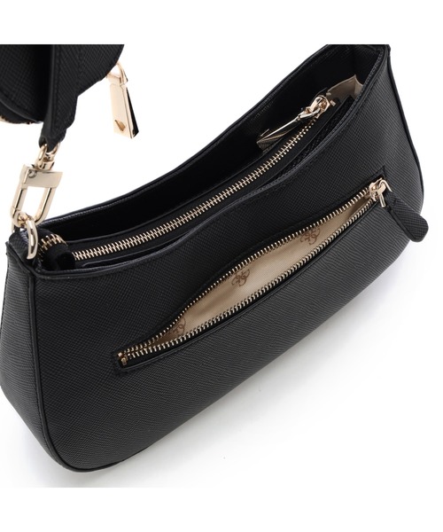 Guess（ゲス）の「ALEXIE Top Zip Shoulder Bag（ショルダーバッグ・レディース・ブラック・ONE SIZE）」の7枚目の写真