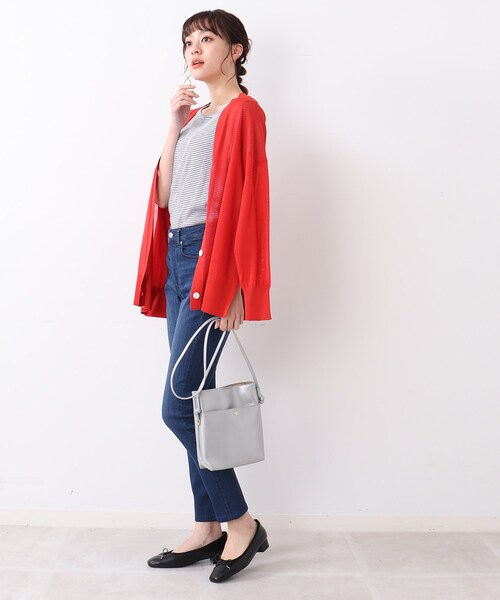 DRESKIP(ドレスキップ)の「◆【ひんやり】シアーVネックカーディガン(カーディガン/ボレロ・レディース・ブラック/ダークグリーン/レッド系1/ライトブルー/ライトベージュ/オレンジ・02/03)」の8枚目の写真