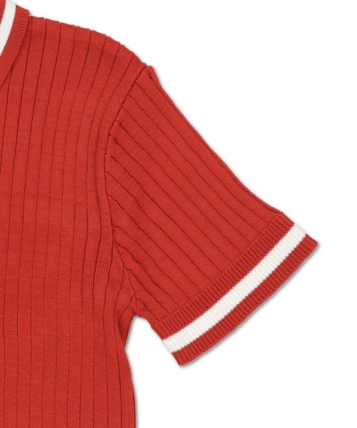 SPINNS（スピンズ）の「ショート丈 ラインニットポロシャツ（ポロシャツ・レディース・オレンジ/グリーン/ホワイト×ブラック/ブラック×ホワイト・ONESIZE）」の9枚目の写真