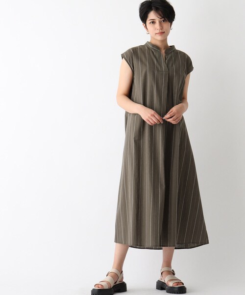 OPAQUE.CLIP（オペークドットクリップ）の「◆綿麻ストライプスキッパーワンピース（ワンピース・レディース・ブラウン系その他3/ブルー系7・40/38/36）」の2枚目の写真