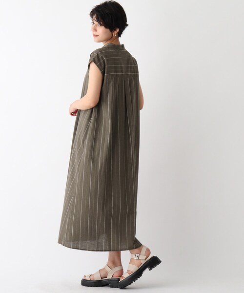 OPAQUE.CLIP（オペークドットクリップ）の「◆綿麻ストライプスキッパーワンピース（ワンピース・レディース・ブラウン系その他3/ブルー系7・40/38/36）」の4枚目の写真