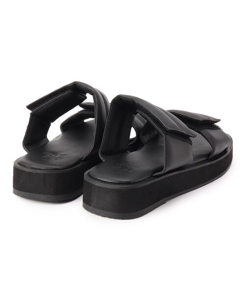 tk.TAKEO KIKUCHI(ティーケータケオキクチ)の「◆パディングダブルベルトサンダル(サンダル・メンズ・ブラック・65/75)」の6枚目の写真