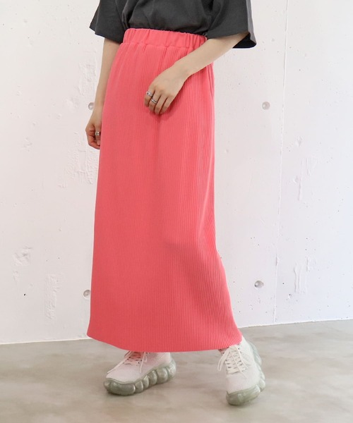 tiptop（ティップトップ）の「プリーツナロースカート（スカート・レディース・ブラック/ピンク/グリーン/アイボリー・FREE）」の4枚目の写真