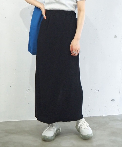 tiptop（ティップトップ）の「プリーツナロースカート（スカート・レディース・ブラック/ピンク/グリーン/アイボリー・FREE）」の2枚目の写真