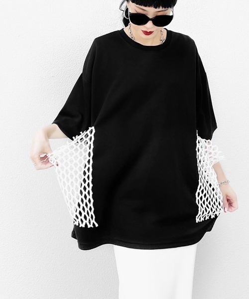 LVEU.(ラブユ.)の「Point mesh over T-shirt / ポイントメッシュオーバーTシャツ(Ai select)(Tシャツ/カットソー・レディース・ホワイト/ブラック・FREE)」の13枚目の写真