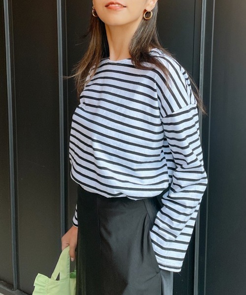 Vicente（ヴィセンテ）の「Border long tee（Tシャツ/カットソー・レディース・ブラック/パープル/ブルー・FREE）」の8枚目の写真