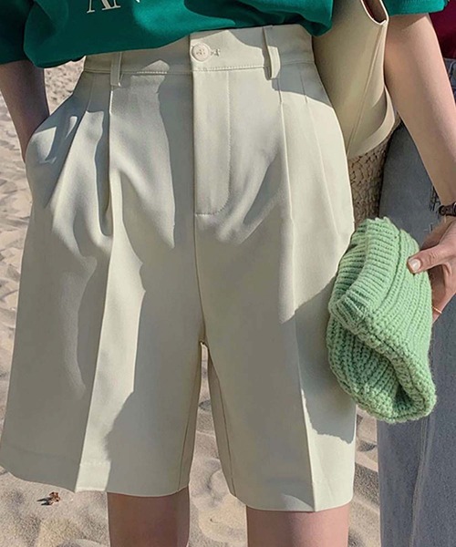 Girly Doll（ガーリードール）の「センタープレスショートパンツ（その他パンツ・レディース・ブラック/ライトグリーン/ホワイト・M/L/S）」の8枚目の写真