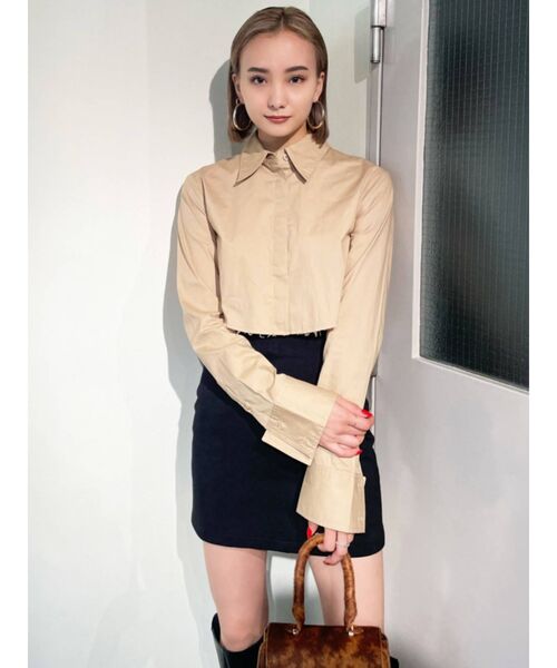 EMODA（エモダ）の「ショートカットオフシャツ（シャツ/ブラウス・レディース・ホワイト/ブラック/ブルー/ベージュ・FREE）」の13枚目の写真