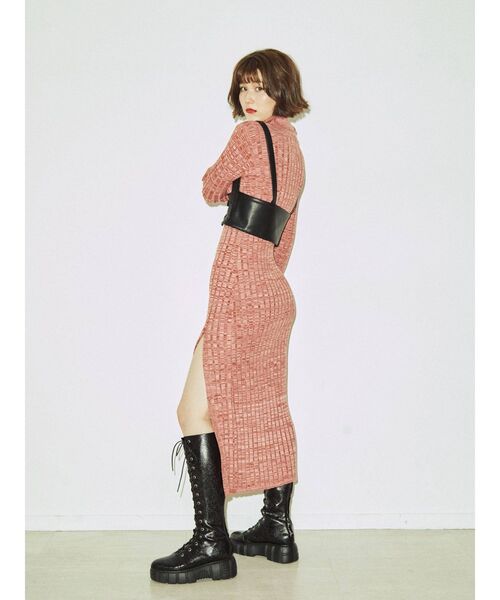 jouetie(ジュエティ)の「ハーネスコルセット(サスペンダー・レディース・アイボリー/ブラック・FREE)」の9枚目の写真