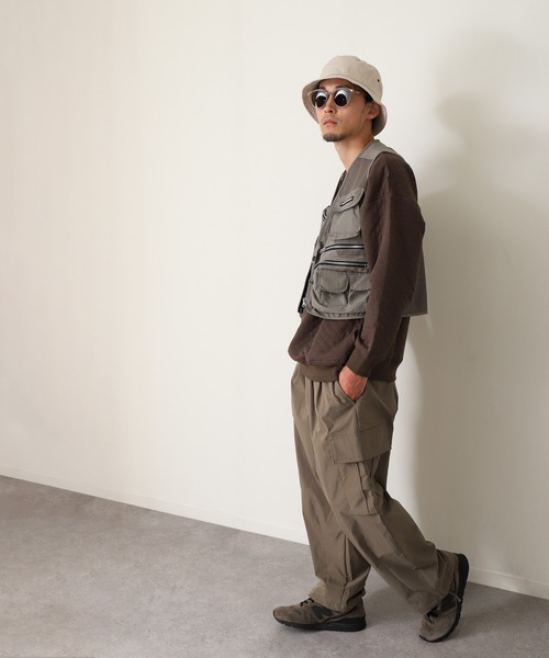 ZIP FIVE(ジップファイブ)の「【ZIP FIVE】撥水加工 紫外線カット ナイロンストレッチワイドカーゴパンツ(カーゴパンツ・メンズ・ブラック/カーキ/ダークベージュ・MEDIUM/LARGE/X-LARGE)」の8枚目の写真