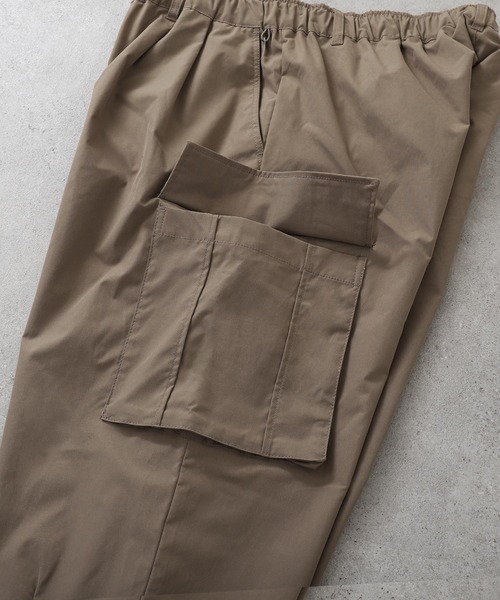 ZIP FIVE(ジップファイブ)の「【ZIP FIVE】撥水加工 紫外線カット ナイロンストレッチワイドカーゴパンツ(カーゴパンツ・メンズ・ブラック/カーキ/ダークベージュ・MEDIUM/LARGE/X-LARGE)」の14枚目の写真