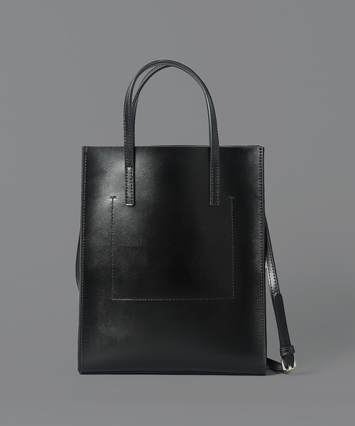 YAHKI(ヤーキ)の「【 YAHKI / ヤーキ 】 W FACE 2way LEATHER SHOULDER / 2wayレザーショルダーバッグ(ショルダーバッグ・レディース・ベージュ/ブラック・FREE)」の2枚目の写真