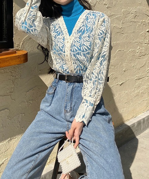 ANOTHER S（アナザーエス）の「Vネック刺繍シアーブラウス（シャツ/ブラウス・レディース・ホワイト・FREE）」の4枚目の写真