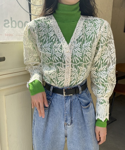 ANOTHER S（アナザーエス）の「Vネック刺繍シアーブラウス（シャツ/ブラウス・レディース・ホワイト・FREE）」の9枚目の写真