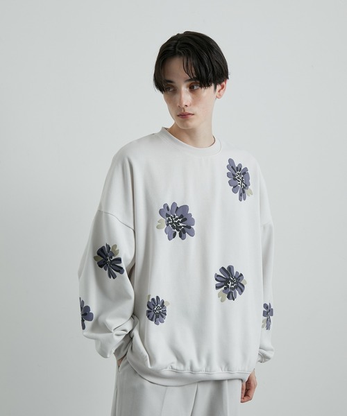 JUNRED（ジュンレッド）の「フラワーモチーフルーズスウェットプルオーバー（スウェット・メンズ・ホワイト/ブルー系その他2/ブラック・S/M/L）」の6枚目の写真