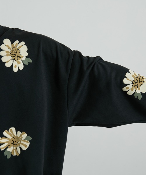 JUNRED（ジュンレッド）の「フラワーモチーフルーズスウェットプルオーバー（スウェット・メンズ・ホワイト/ブルー系その他2/ブラック・S/M/L）」の20枚目の写真