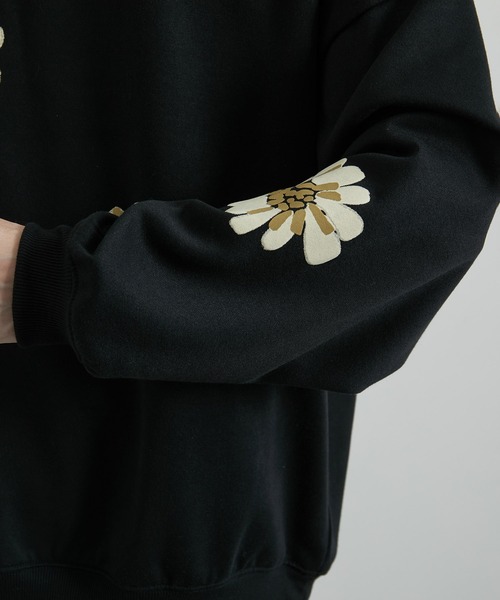 JUNRED（ジュンレッド）の「フラワーモチーフルーズスウェットプルオーバー（スウェット・メンズ・ホワイト/ブルー系その他2/ブラック・S/M/L）」の21枚目の写真