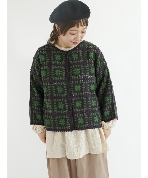 Samansa Mos2(サマンサ モスモス)の「かぎ針風カーディガン(カーディガン/ボレロ・レディース・ブラック/チャコール/キナリ・フリ-)」の9枚目の写真