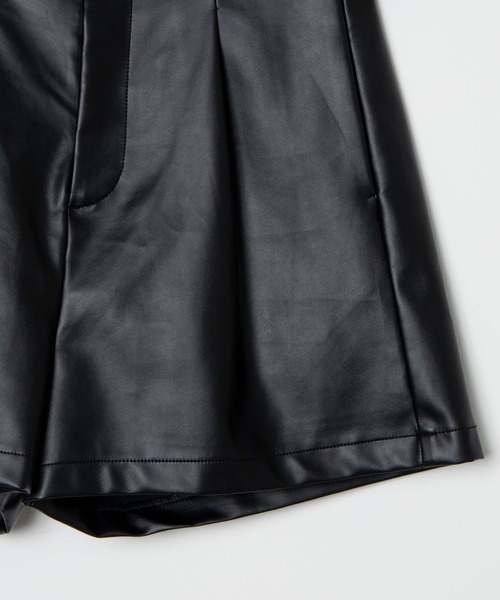 WEGO（ウィゴー）の「WEGO/【2点セット】ベルト付きフェイクレザーショートパンツ（その他パンツ・レディース・ブラック・FREE）」の12枚目の写真