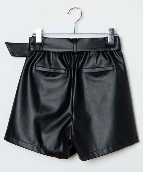 WEGO（ウィゴー）の「WEGO/【2点セット】ベルト付きフェイクレザーショートパンツ（その他パンツ・レディース・ブラック・FREE）」の17枚目の写真