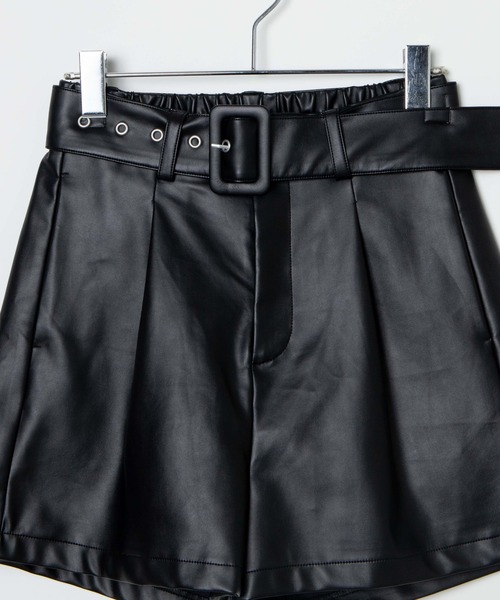 WEGO（ウィゴー）の「WEGO/【2点セット】ベルト付きフェイクレザーショートパンツ（その他パンツ・レディース・ブラック・FREE）」の9枚目の写真