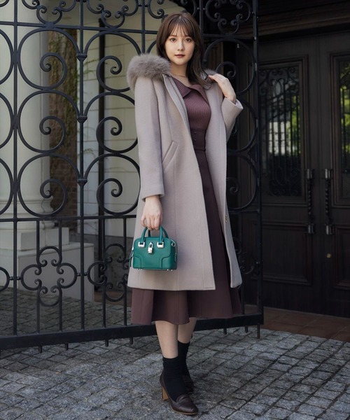 SWINGLE(スウィングル)の「3WAYリバービーバーウールジップFOXファーコート(その他アウター・レディース・ラベンダー/ベージュ/カーキ/ネイビー・SMALL/MEDIUM)」の20枚目の写真