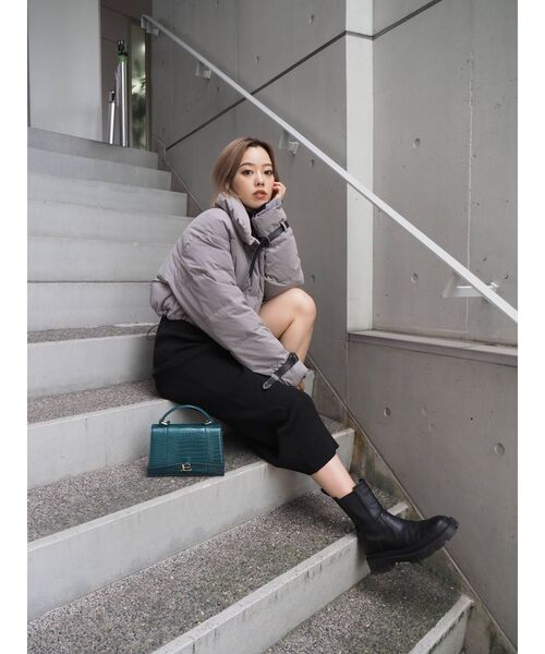 EVRIS（エヴリス）の「Eモチーフミニショルダーバッグ（ショルダーバッグ・レディース・グリーン/ブラック/ブラウン・FREE）」の6枚目の写真