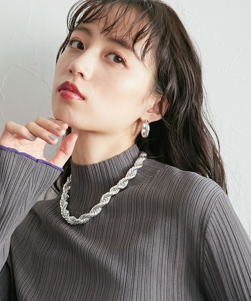 HARE（ハレ）の「ボリュームウェーブネックレス(HARE)（ネックレス・レディース・シルバー/ゴールド・FREE）」の13枚目の写真